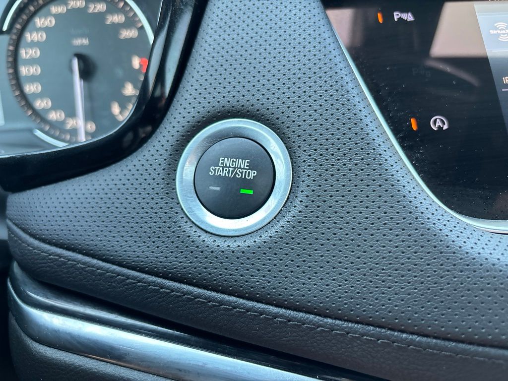 Used 2024 Cadillac XT5 SUV