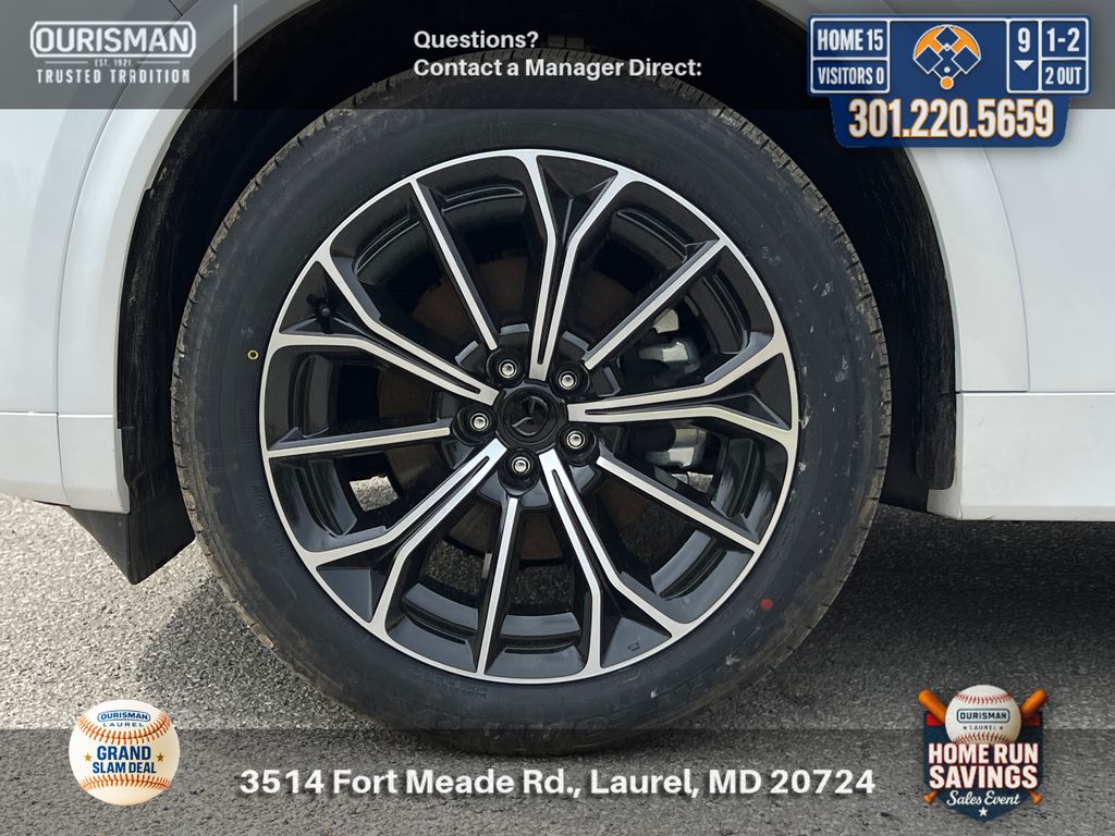 View vehicle photo 5