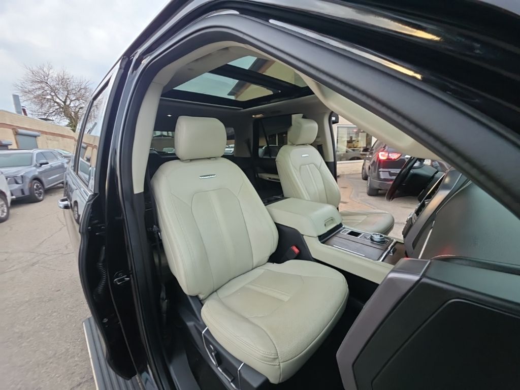 used 2019 Ford Expedition car, priced at $27,895