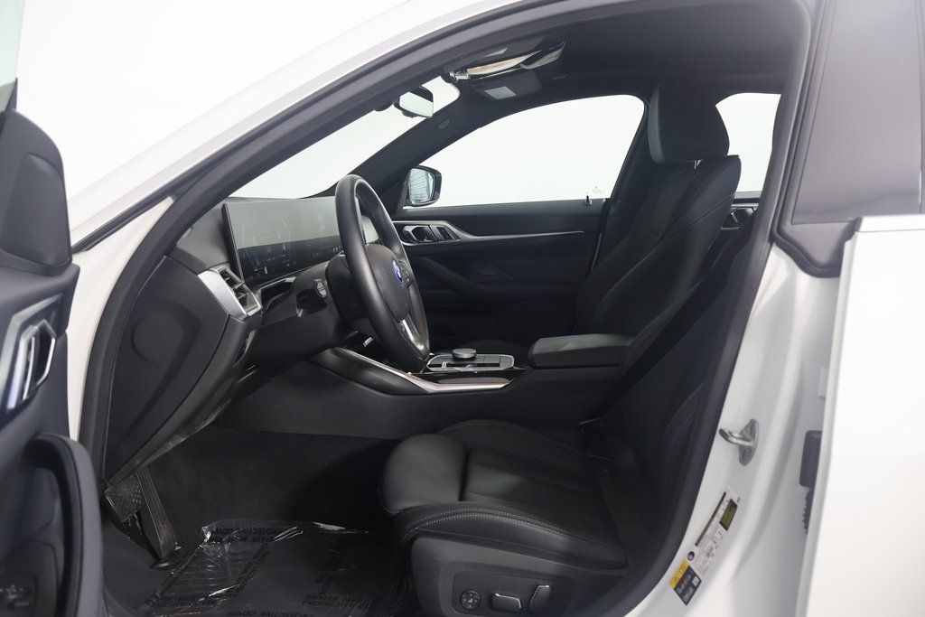 2024 BMW i4 eDrive40 10