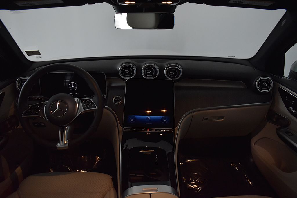 Thumbnail: 2026 Mercedes-Benz GLC - 13