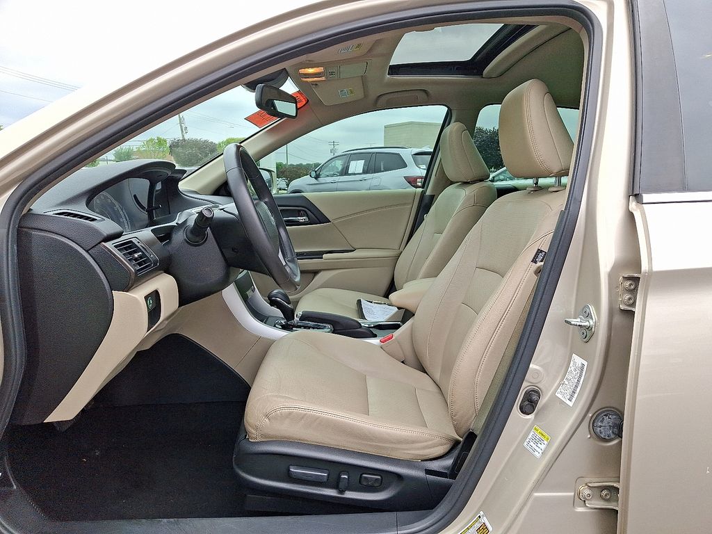 Thumbnail: 2014 Honda Accord - 14