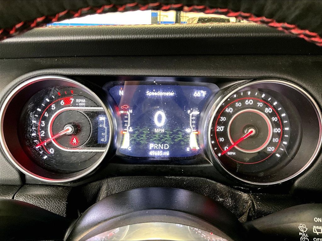 2020 Jeep Wrangler — photo 26