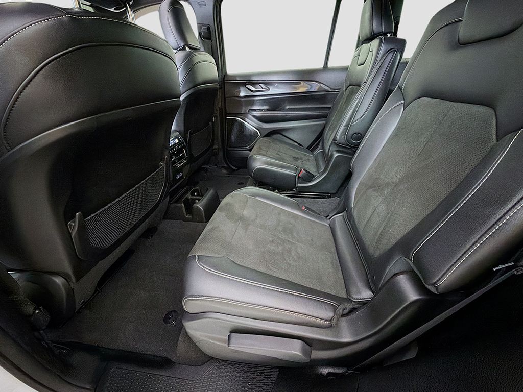 Used 2021 White Jeep Altitude image 26