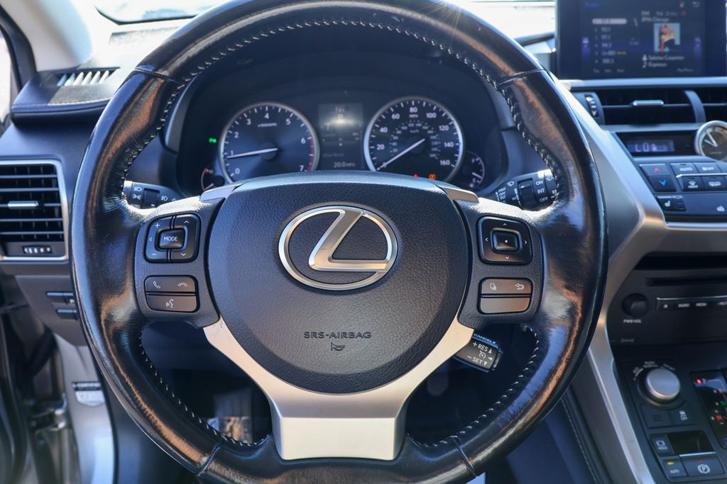 2016 Lexus NX 200t 17