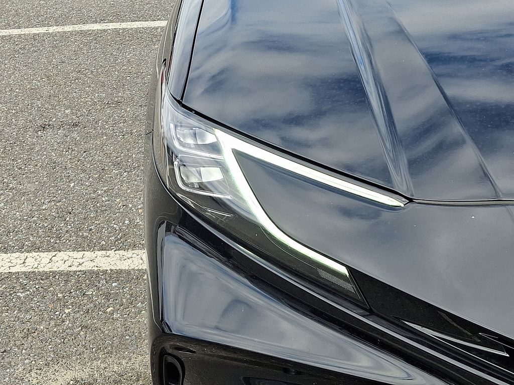 Thumbnail: 2025 Toyota Camry - 8