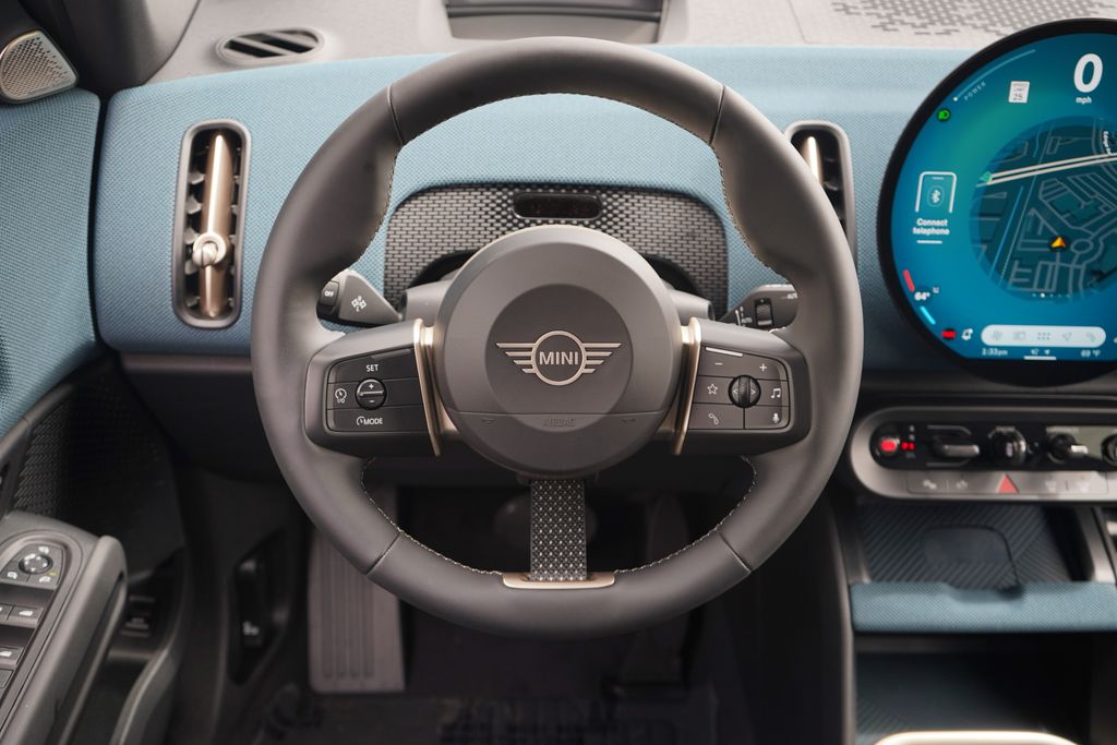 2025 MINI Cooper Countryman Iconic 11