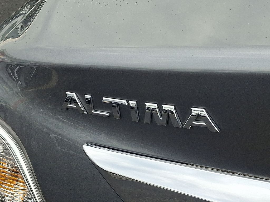 Thumbnail: 2014 Nissan Altima - 29