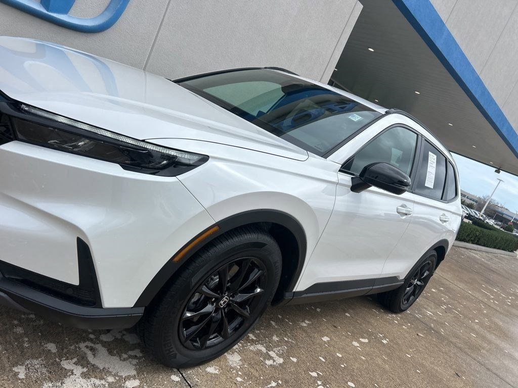 View vehicle photo 4