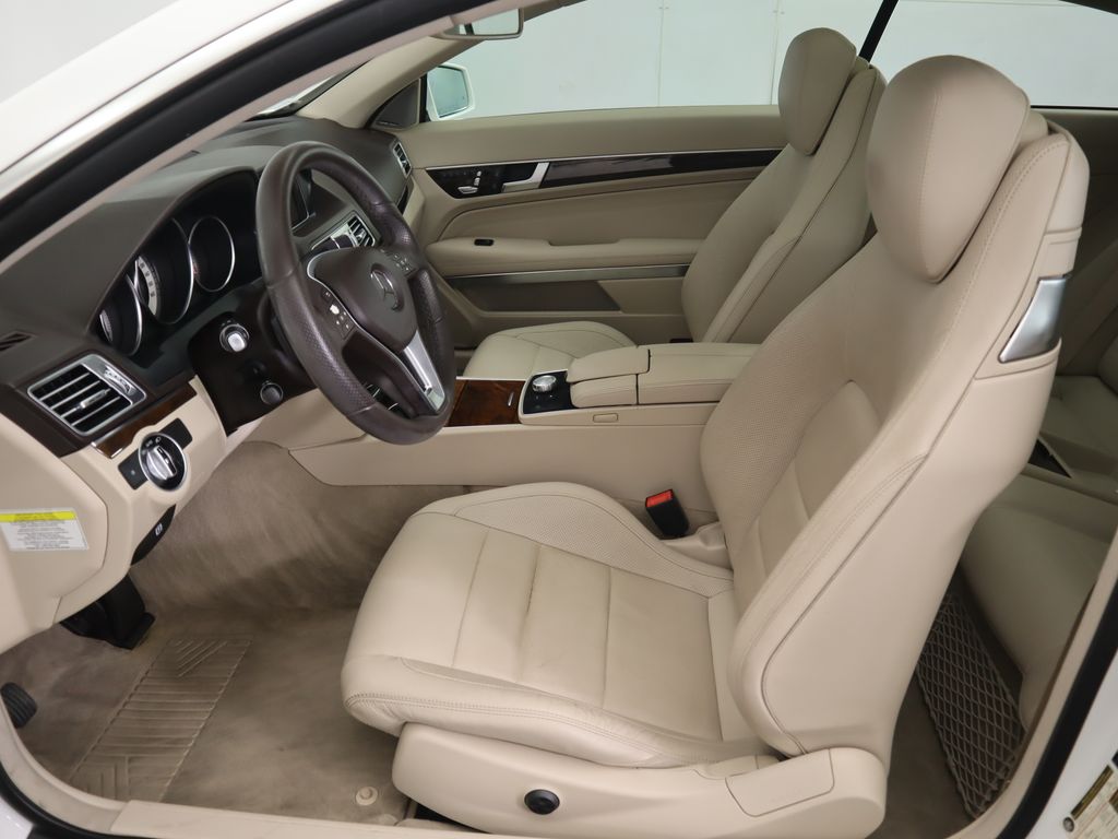 Thumbnail: 2014 Mercedes-Benz E-Class - 20