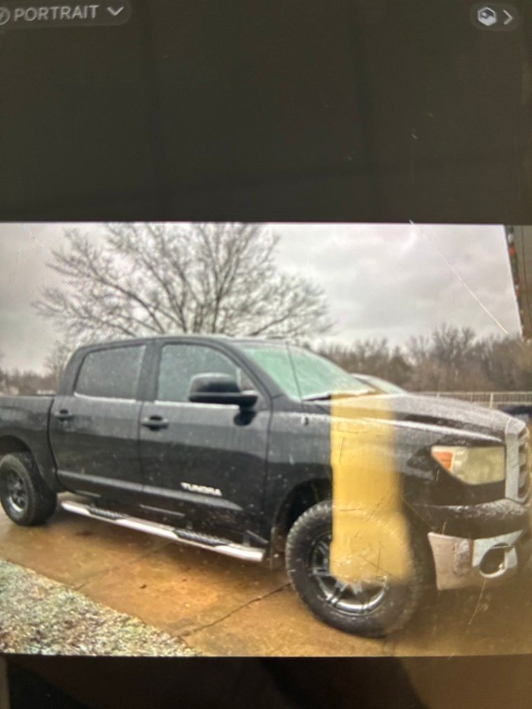 Black 2013 Toyota Tundra Pickup Truck 4X2 6-Speed Automatic Overdrive