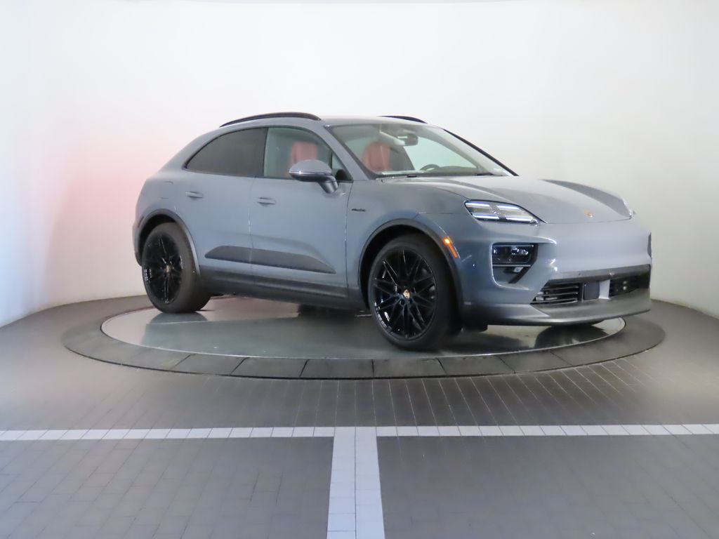 Thumbnail: 2025 Porsche Macan - 9