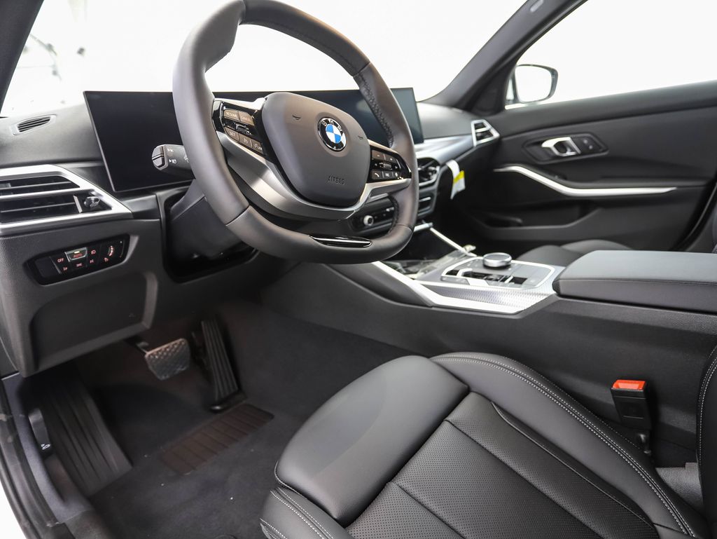 Thumbnail: 2025 BMW 3 Series - 11