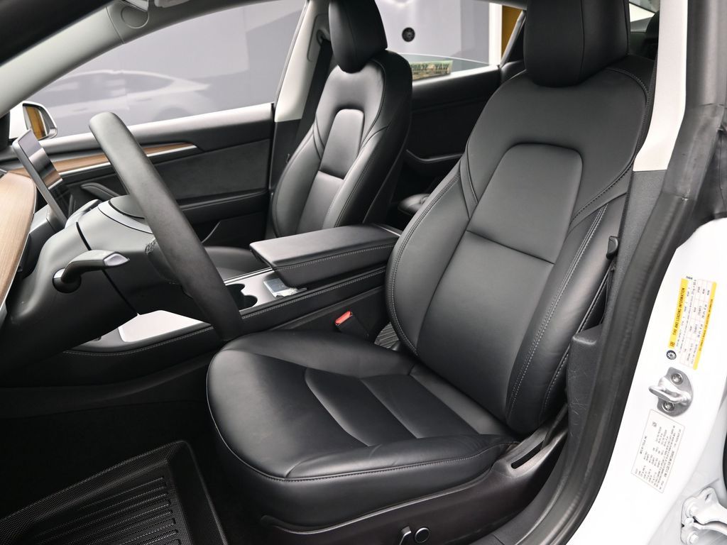 2022 Tesla Model 3 Long Range Dual Motor All-Wheel Drive