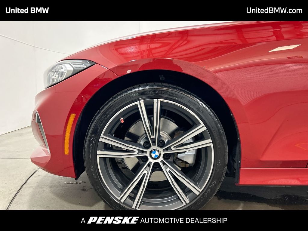 Thumbnail: 2023 BMW 3 Series - 10