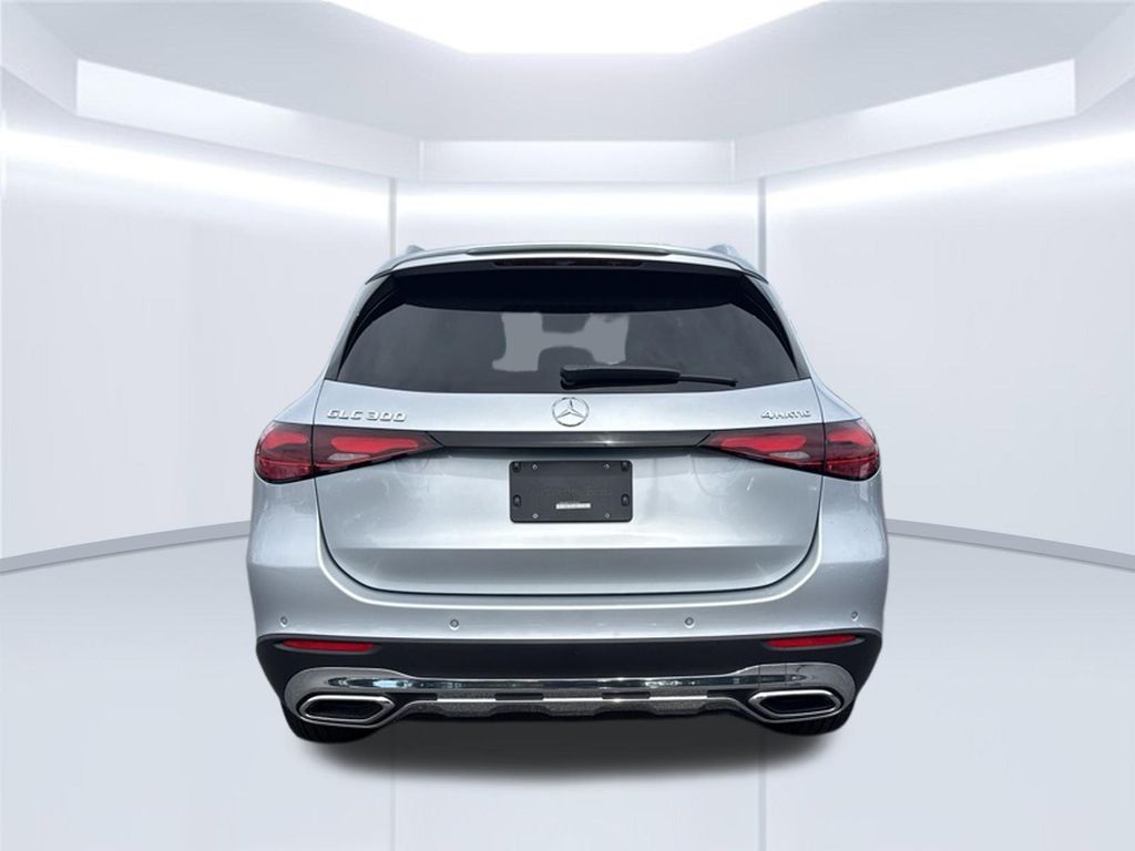 Thumbnail: 2026 Mercedes-Benz GLC - 4