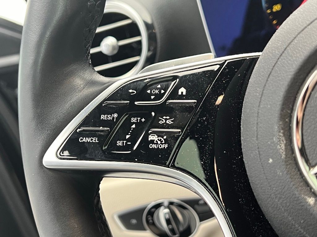 Thumbnail: 2022 Mercedes-Benz E-Class - 19