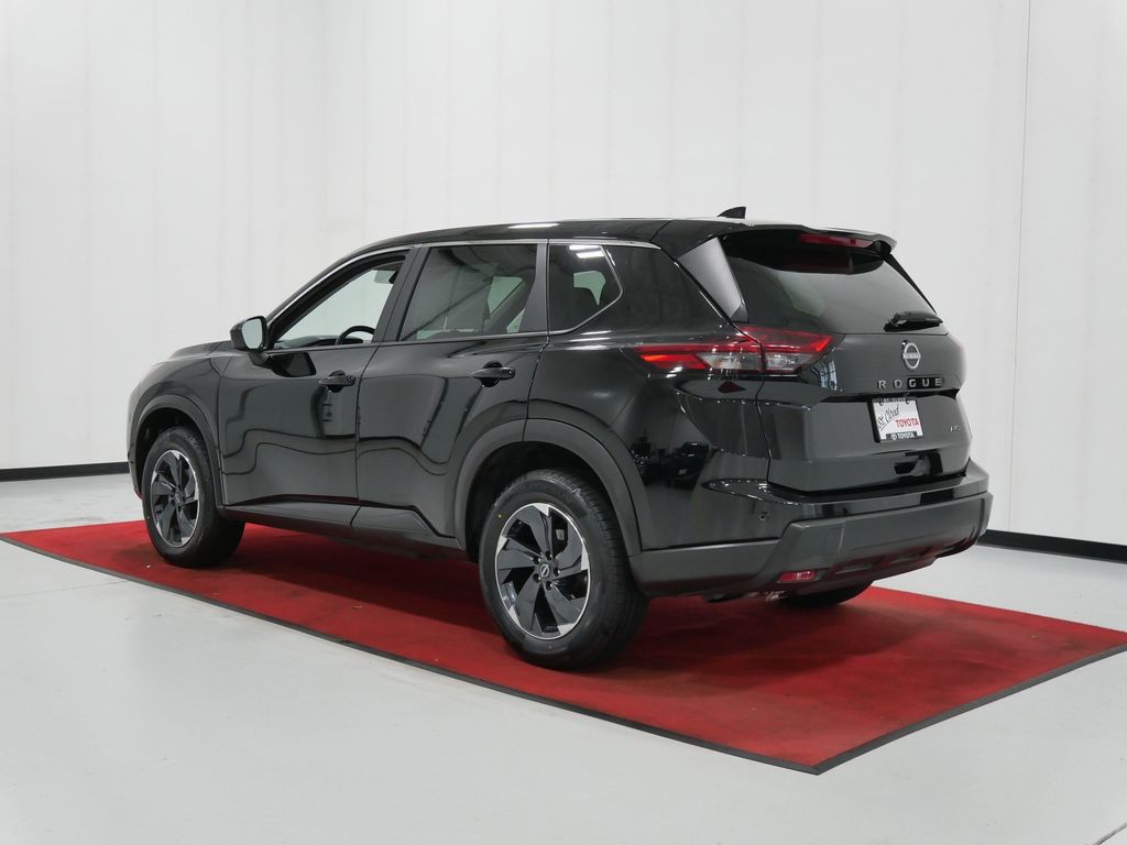 Used 2025 Nissan Rogue SUV