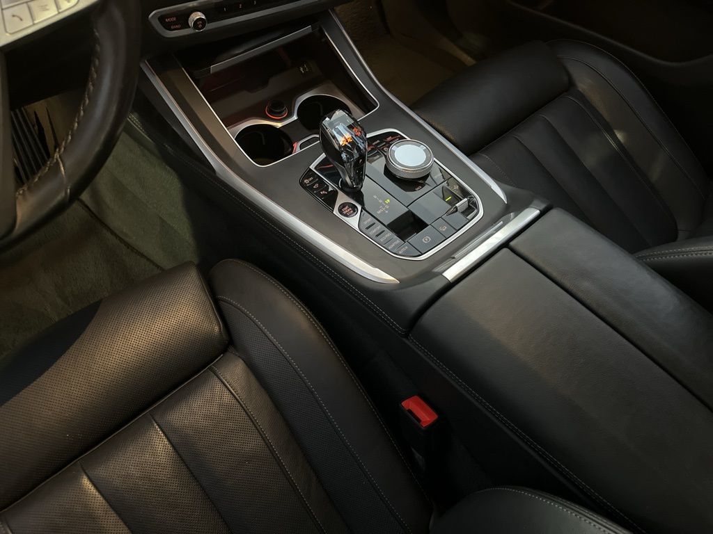 Thumbnail: 2022 BMW X7 - 21