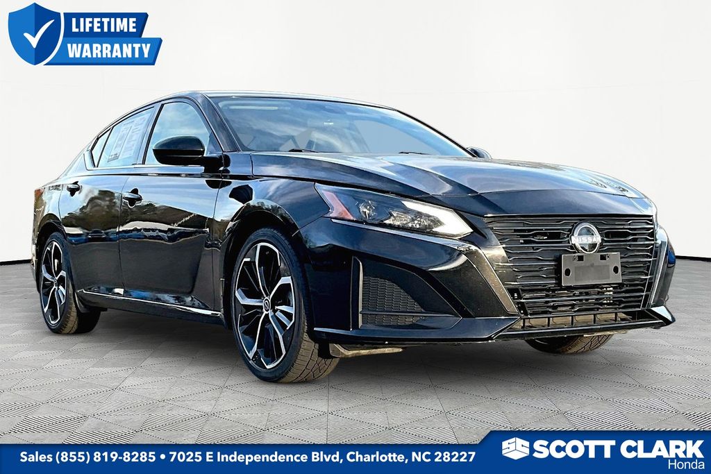 2024 Nissan Altima 2.5 SR