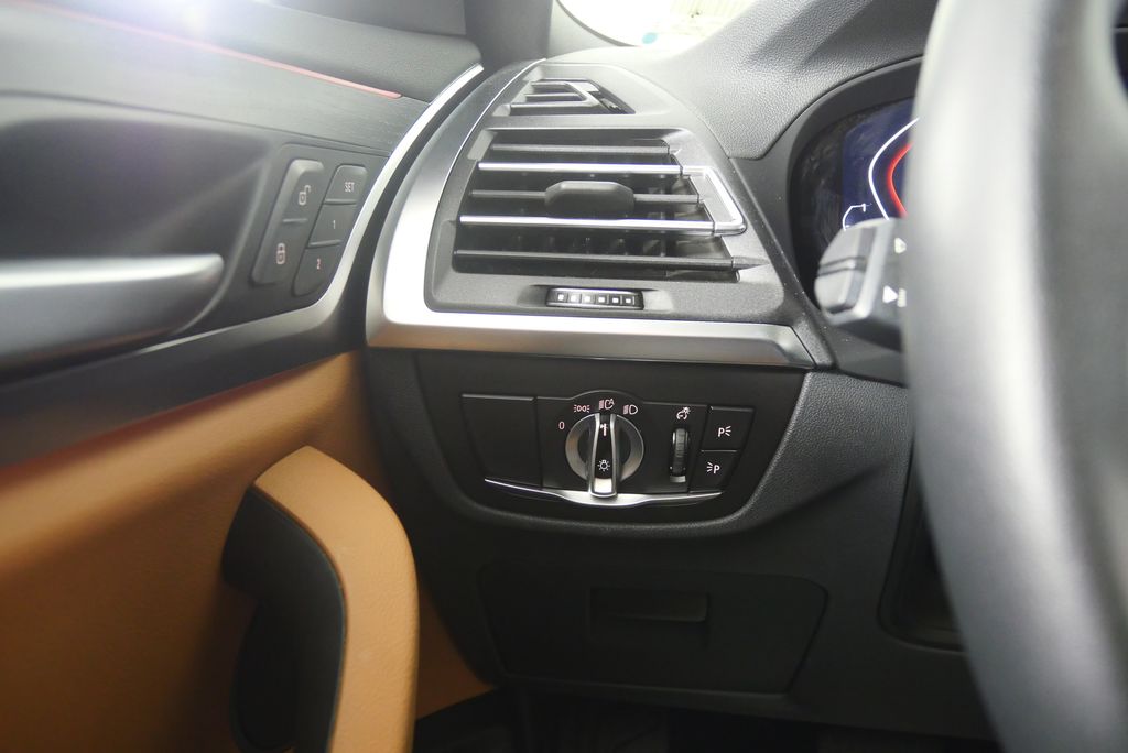 Thumbnail: 2023 BMW X3 - 22