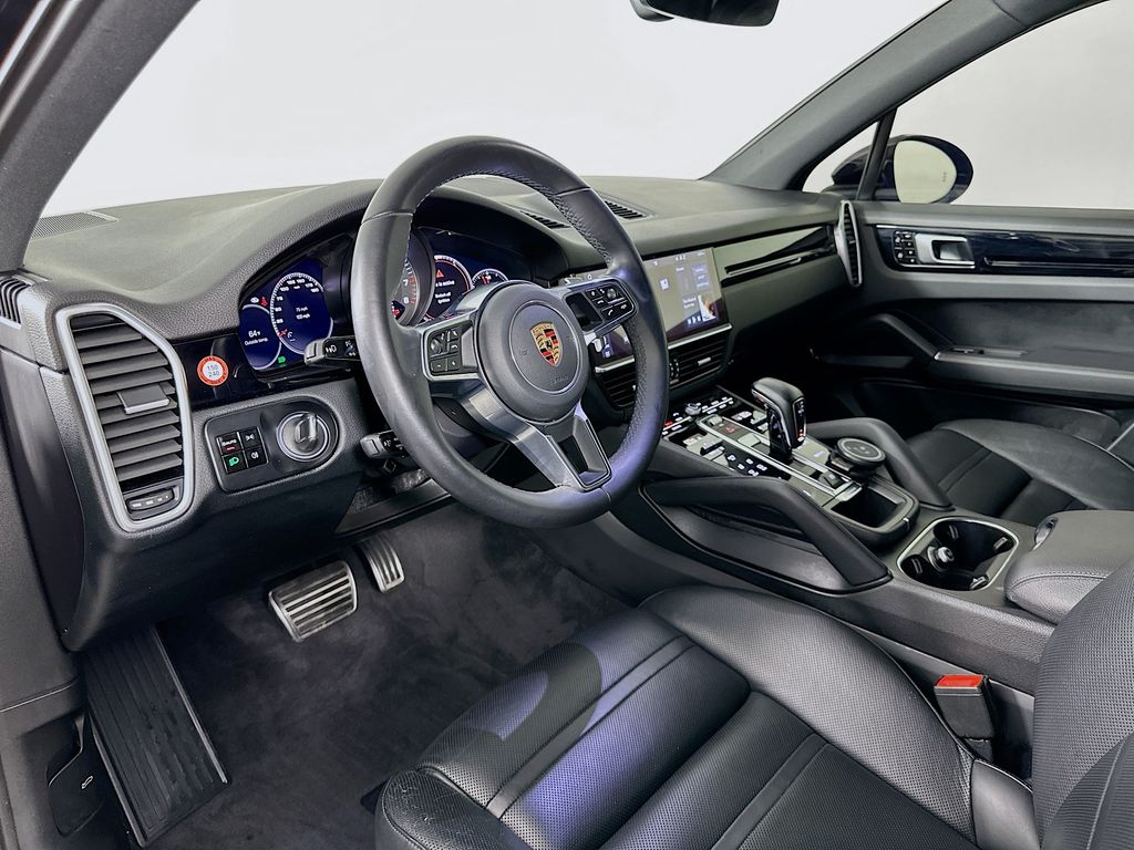 Thumbnail: 2019 Porsche Cayenne - 9