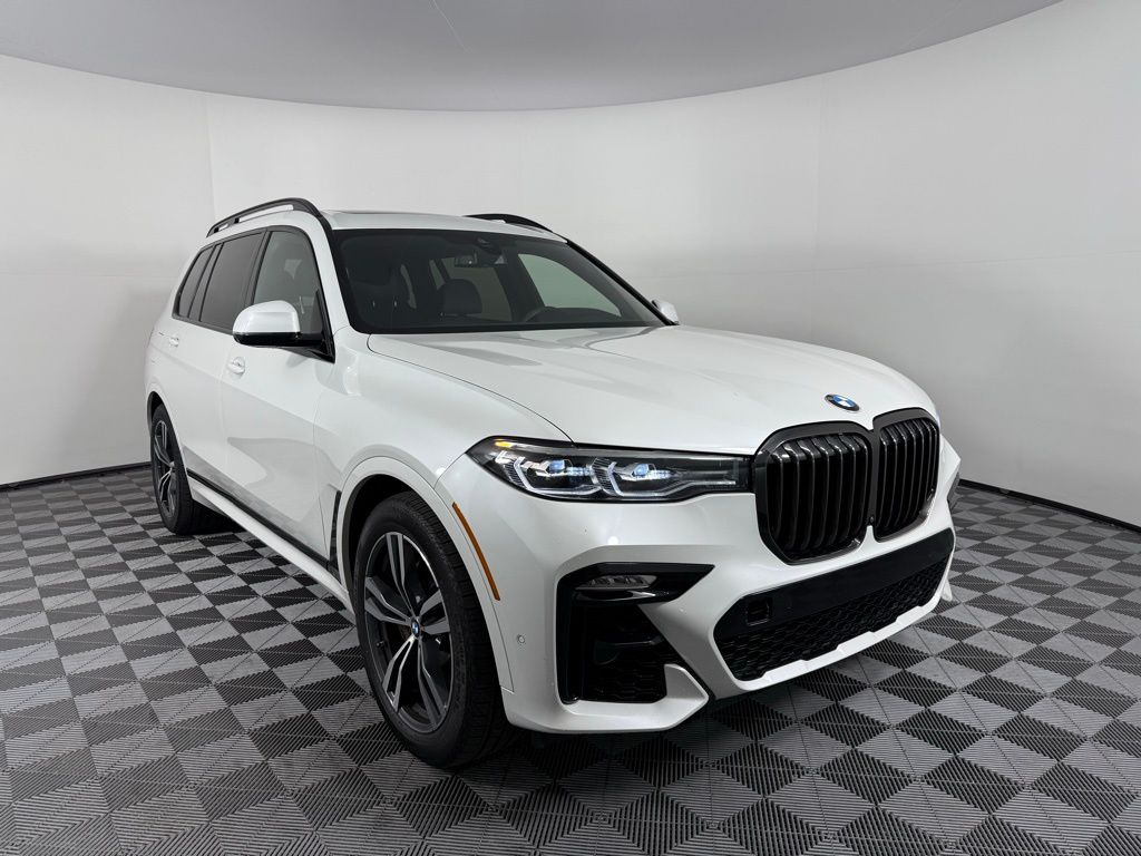 Thumbnail: 2022 BMW X7 - 3