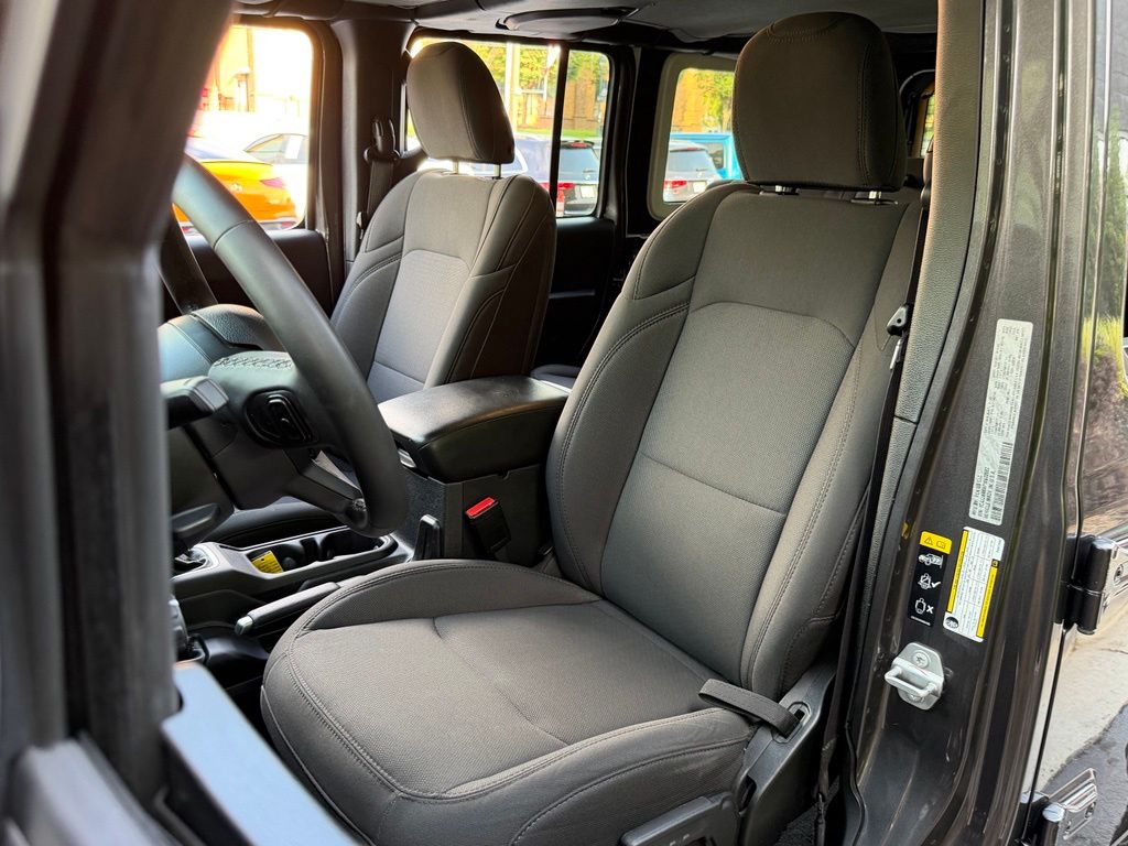 2023 Jeep Wrangler #28