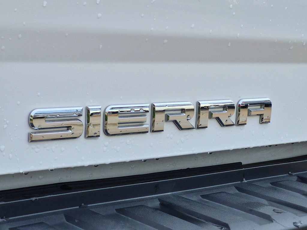 2018 GMC Sierra 1500 SLT White at Bravo Nissan