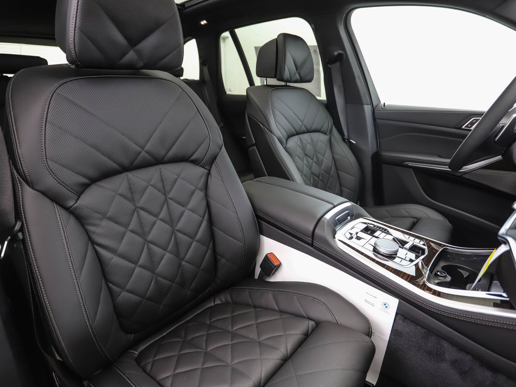 Thumbnail: 2026 BMW X5 - 31