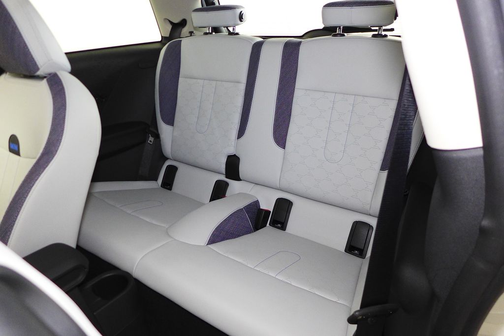 Thumbnail: 2025 MINI Cooper - 22