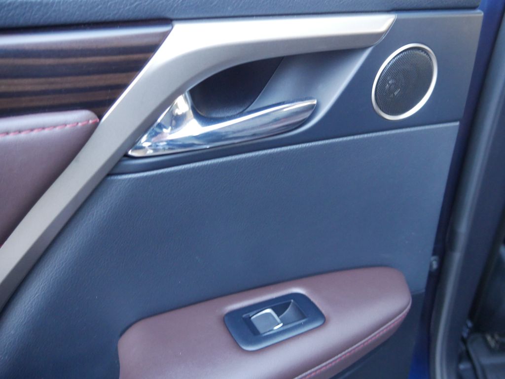 Thumbnail: 2019 Lexus RX - 19