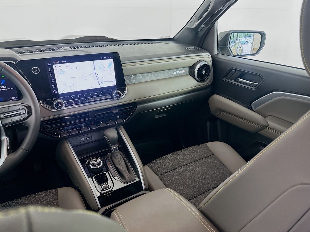 Thumbnail: 2024 Chevrolet Colorado - 24