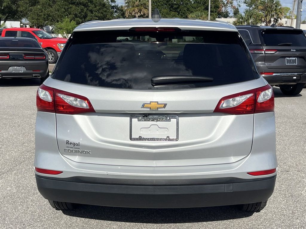 2021 Chevrolet Equinox LS 6