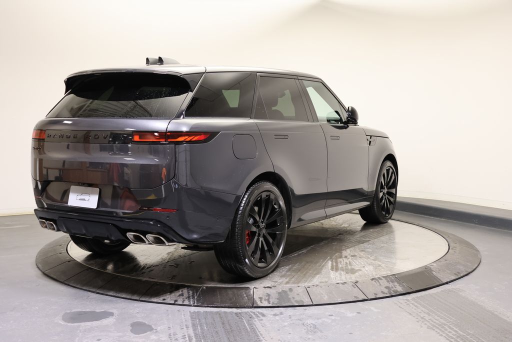 Thumbnail: 2026 Land Rover Range Rover Sport - 4