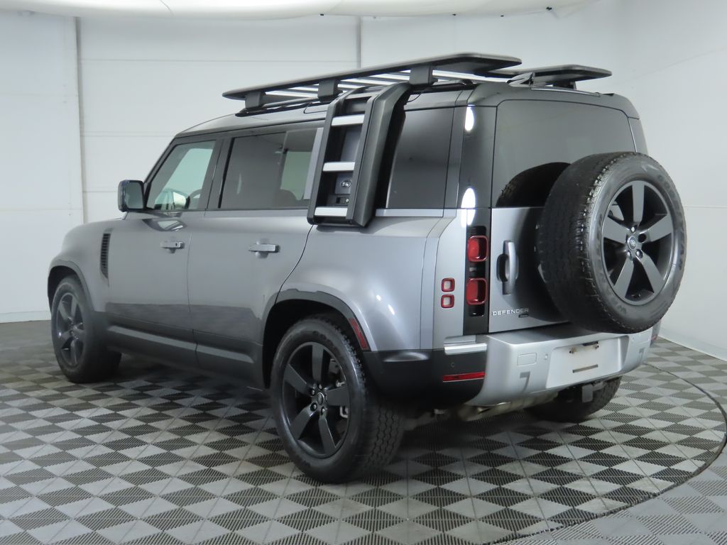 Thumbnail: 2022 Land Rover Defender - 7