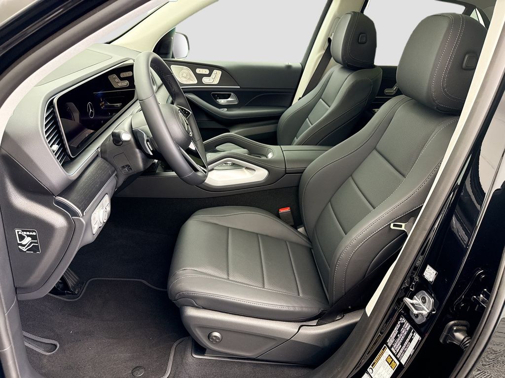 Thumbnail: 2026 Mercedes-Benz GLE - 18