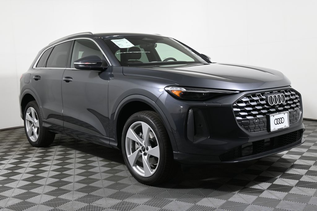 Thumbnail: 2025 Audi Q5 - 8