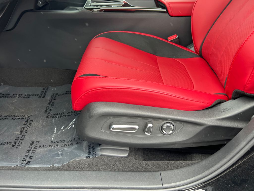 Thumbnail: 2025 Acura ADX - 14