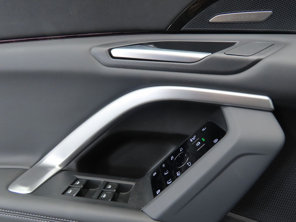 2025 Audi Q5 Premium 25