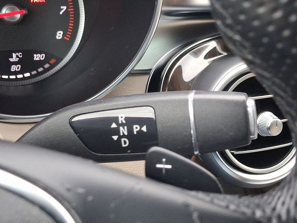 Thumbnail: 2017 Mercedes-Benz GLC - 15