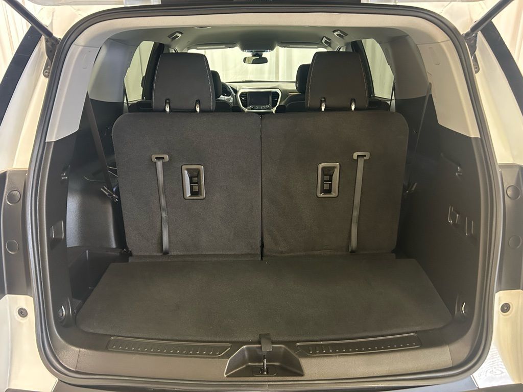 used 2023 GMC Acadia car, priced at $30,246