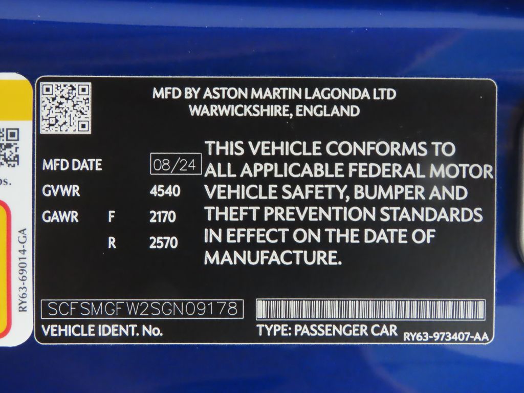 Thumbnail: 2025 Aston Martin Vantage - 32