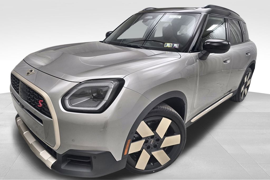 2025 MINI Countryman S's photo