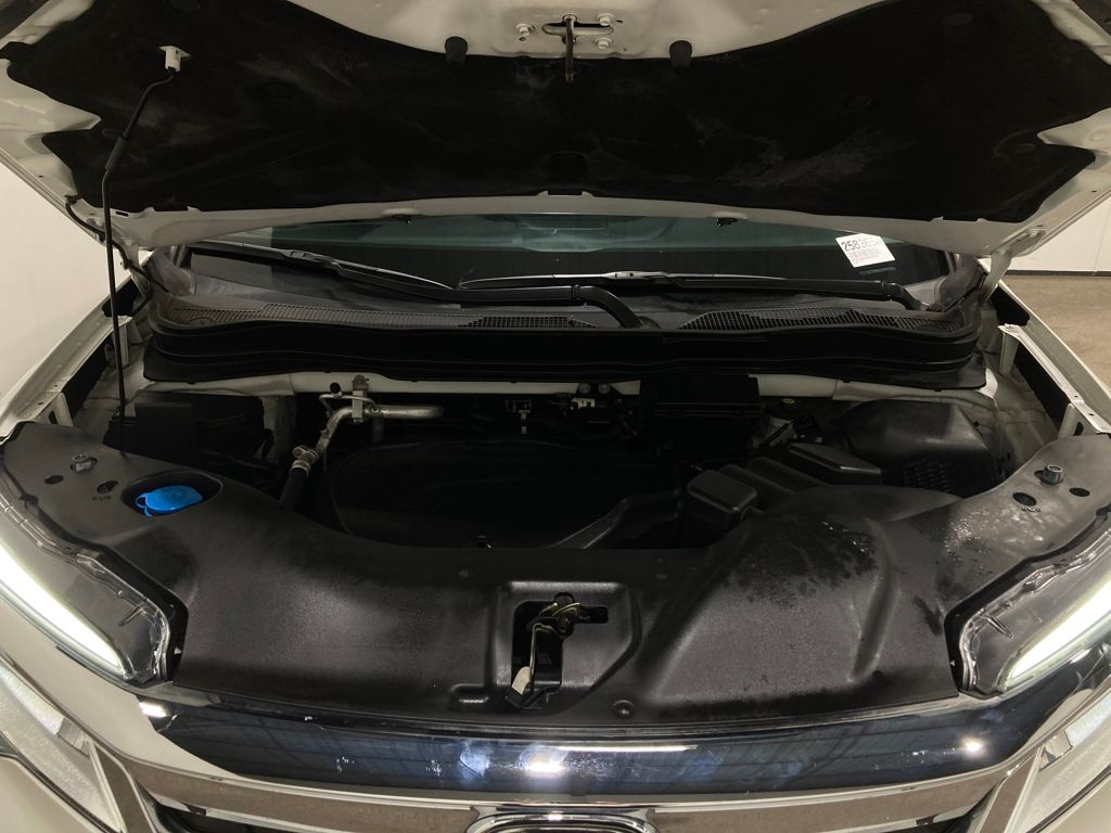 2022 Honda Pilot AWD Elite