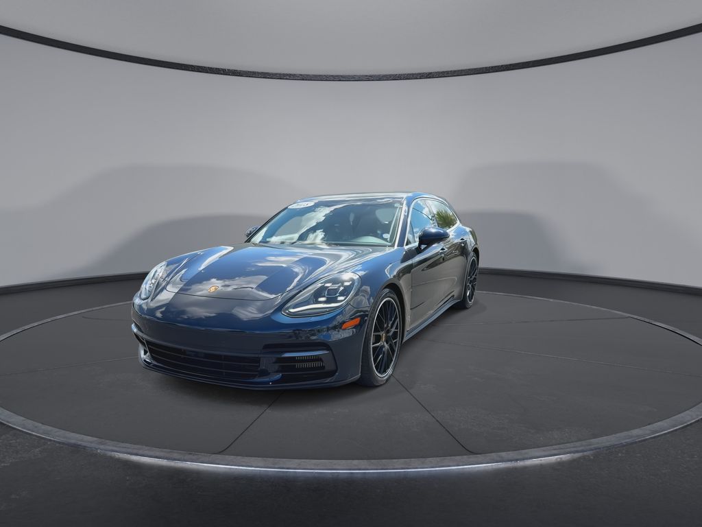 Thumbnail: 2018 Porsche Panamera - 4