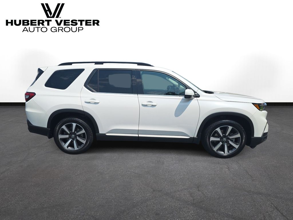 Used 2025 Honda Pilot SUV