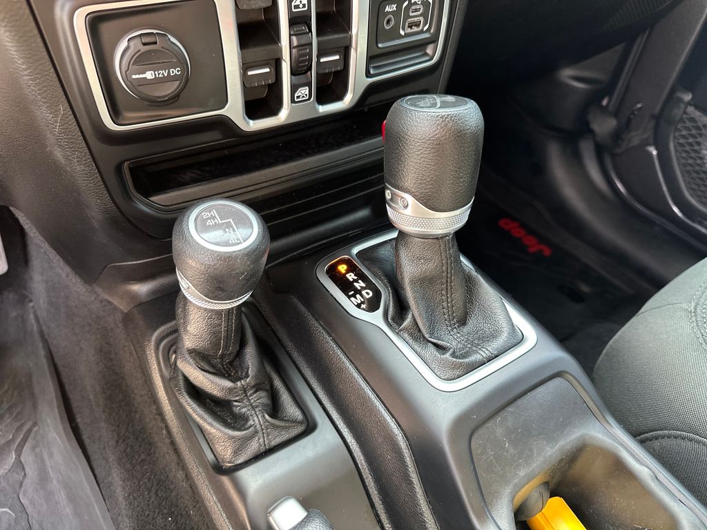 Used Car 2021 Jeep Wrangler  Unlimited Sport Altitude For Sale Under $30,000 In Austin, Texas