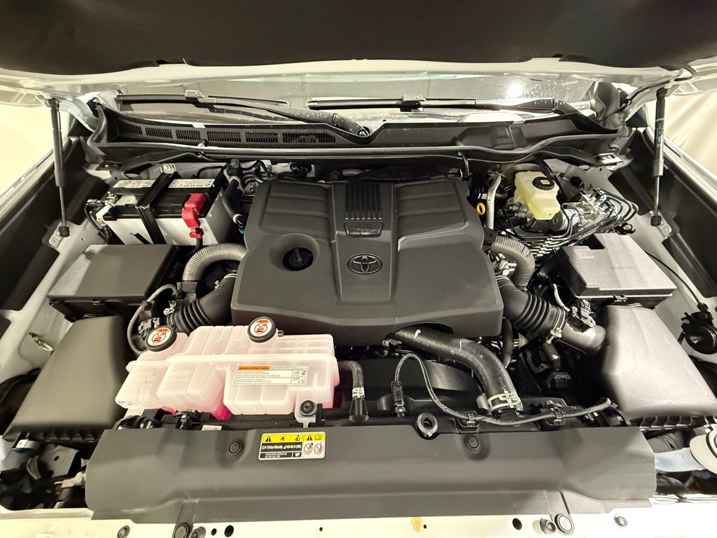 Thumbnail: 2026 Toyota Tundra - 10