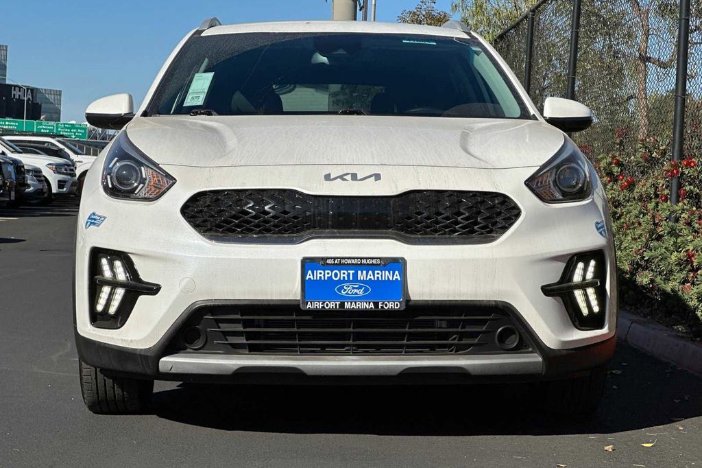 2022 Kia Niro Plug-In Hybrid LXS 11